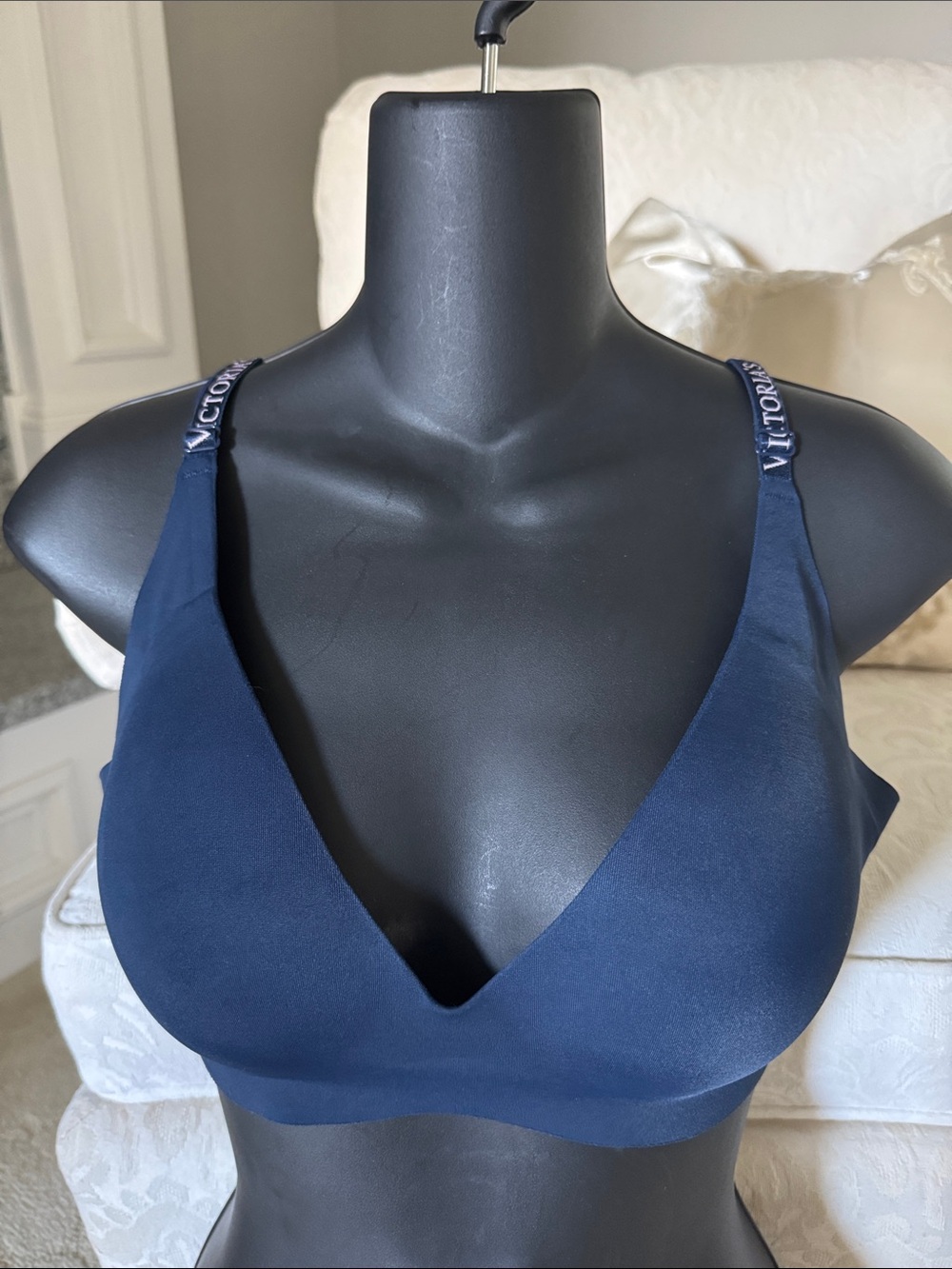 Victoria's Secret Wireless Bralette with Print Straps Navy S